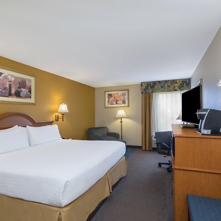 Clarion Pointe New Bern Hotel Ngoại thất bức ảnh